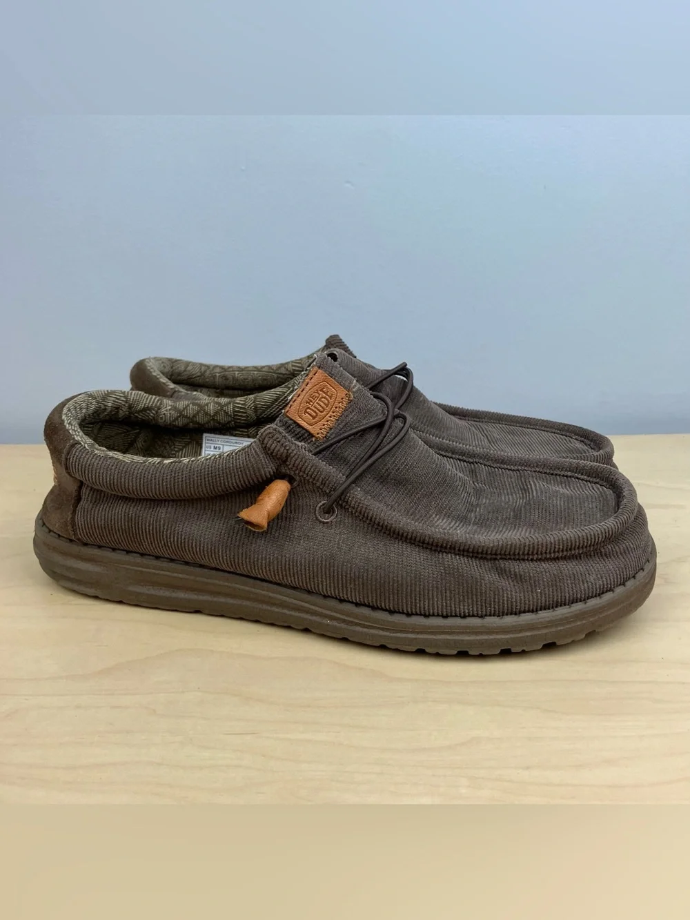 Hey Dude Men’s Size 9.0 Wally Corduroy Chocolate Brown Casual Slip On Loafers